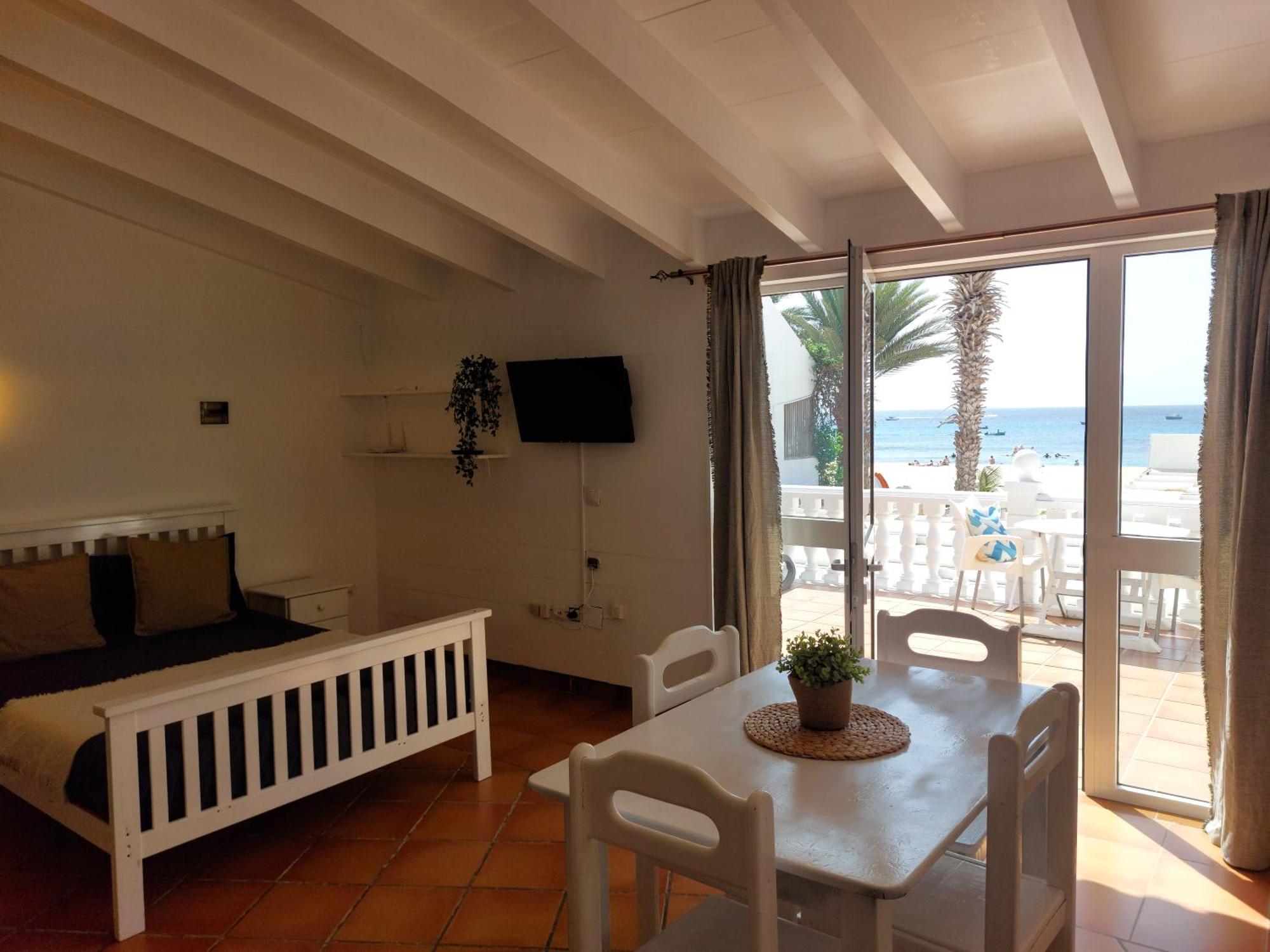 Vista Mar - Seafront Holiday Apartments Santa Maria Extérieur photo